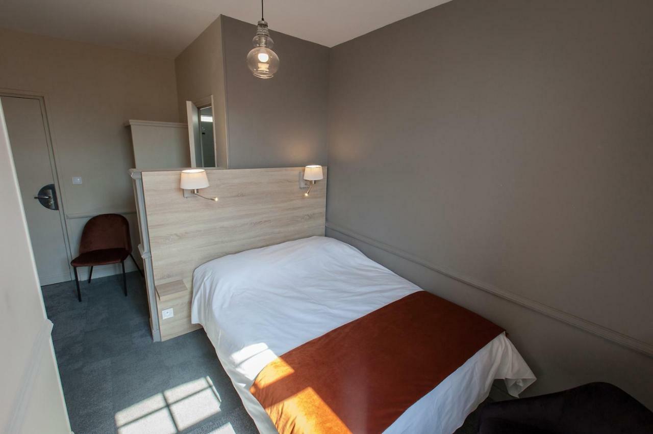 Logis - Hostellerie & Restaurant Du Marche Le Cateau-Cambresis Luaran gambar