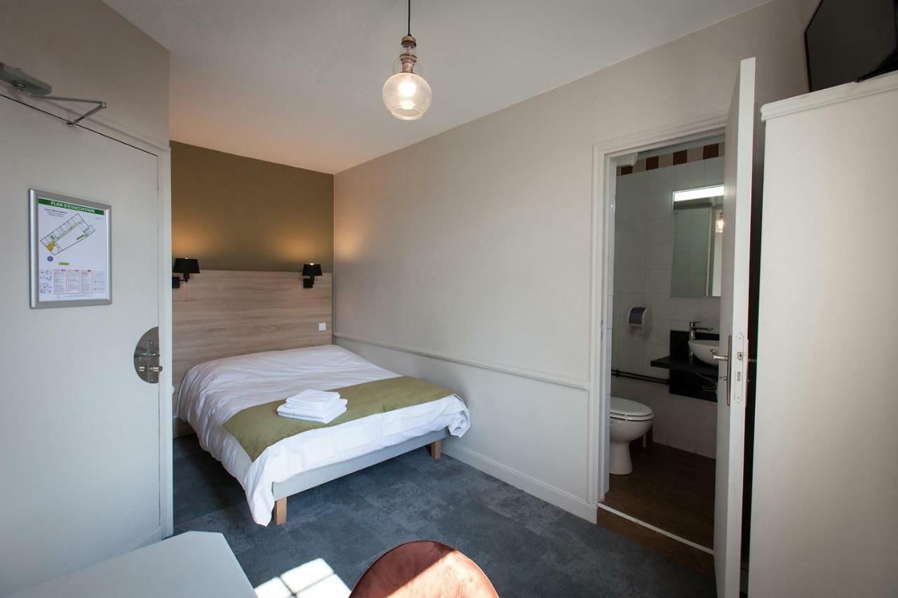 Logis - Hostellerie & Restaurant Du Marche Le Cateau-Cambresis Luaran gambar
